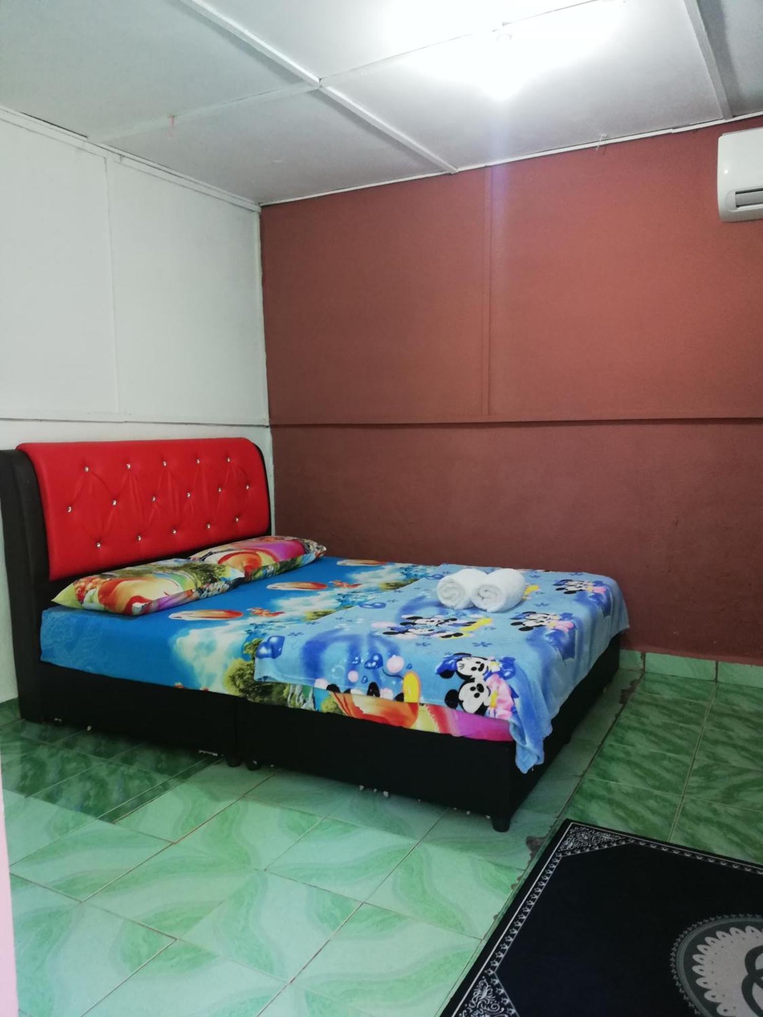 Durian Chalet Kuala Tahan Rum bild